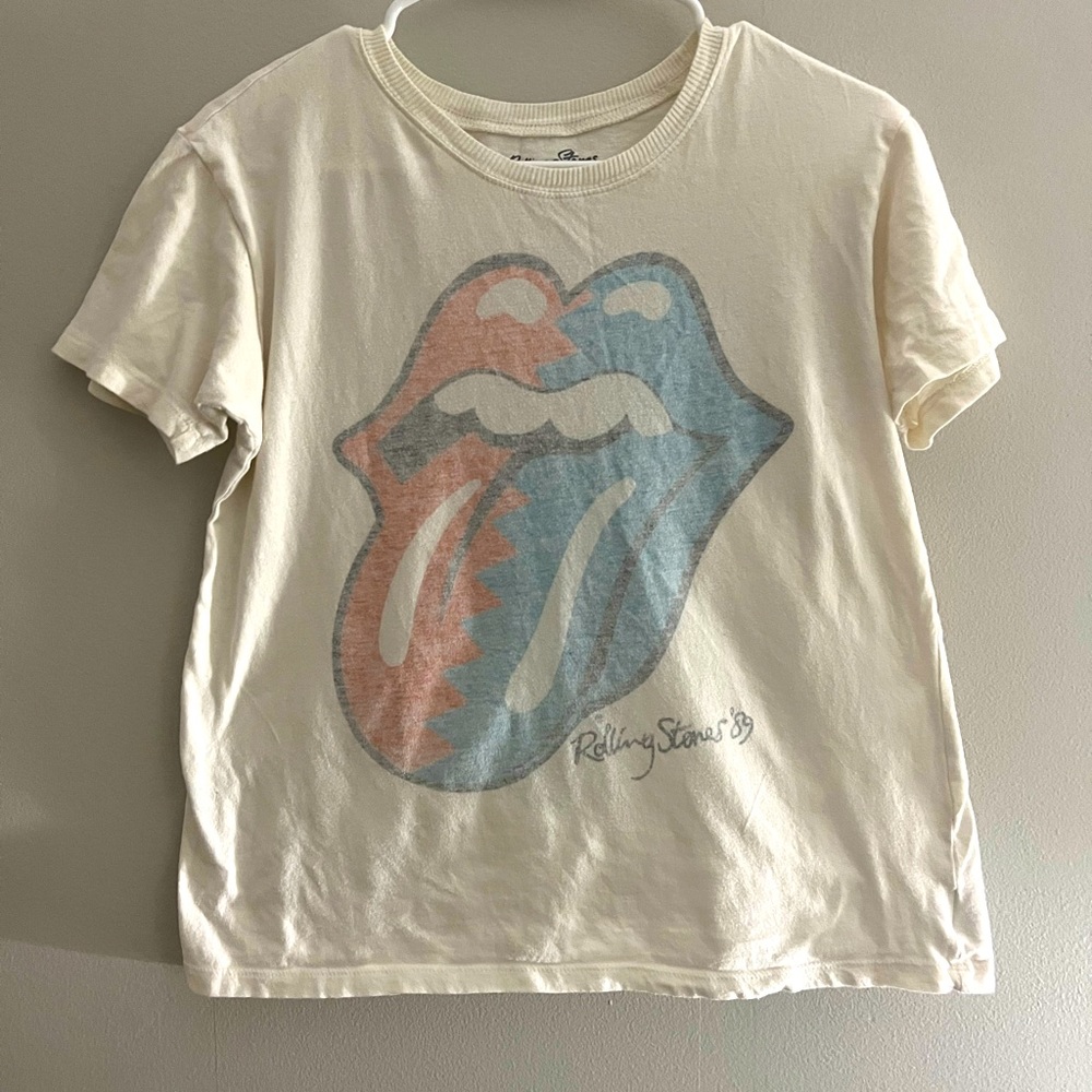 American Eagle Outfitters The Rolling Stones ‘89 tshirt